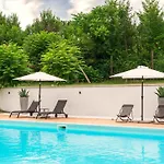 Con Piscina شقة سبوليتو