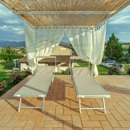 Con Piscina * Сполето