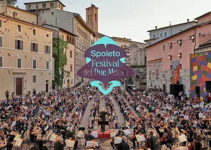 Con Piscina Apartmán *