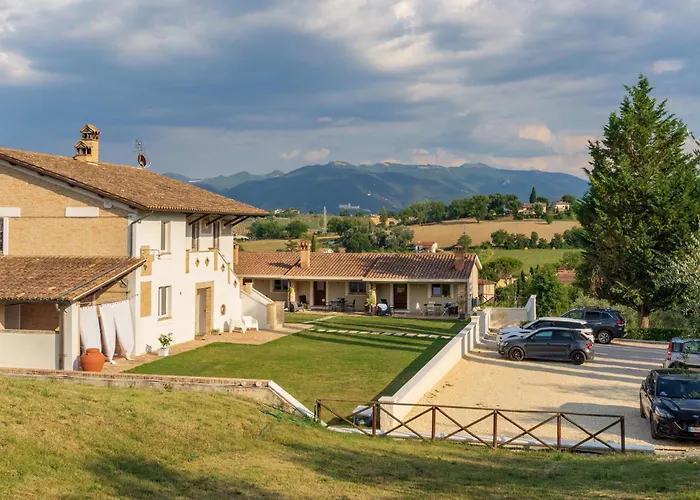 Con Piscina Appartement Spoleto